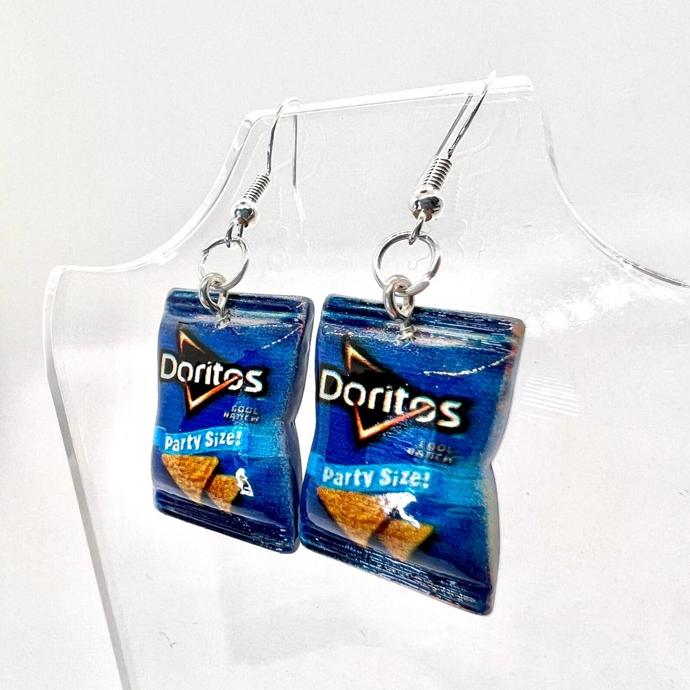 Ranch Doritos Earrings - Potato Chips Earrings - Food Earrings - Teacher Earring - Picture 4 of 8